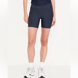 NWT Old Navy Women's High-Waisted Biker Shorts in Navy Blue